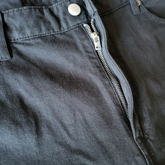 Simons Black Jeans 36x32 - Picture 5 of 10